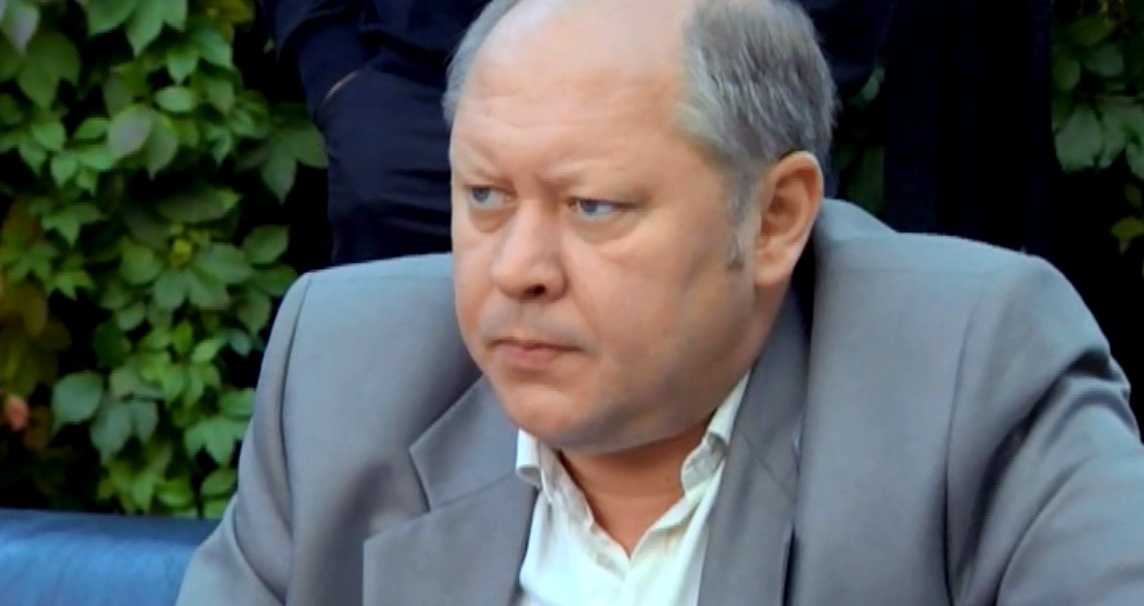 Актер константин глушков личная жизнь биография дети > персоналии