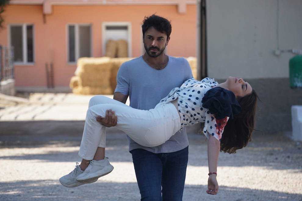 Турецкий сериал «сердечная боль | yürek çıkmazı» 28 серия – дата выхода на телеканале «trt1», анонс эпизода, трейлеры, кадры, актеры и роли