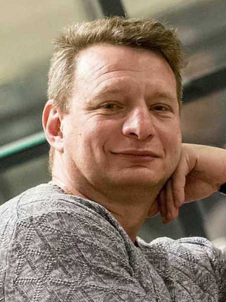 Александр строев актер личная жизнь жена дети
