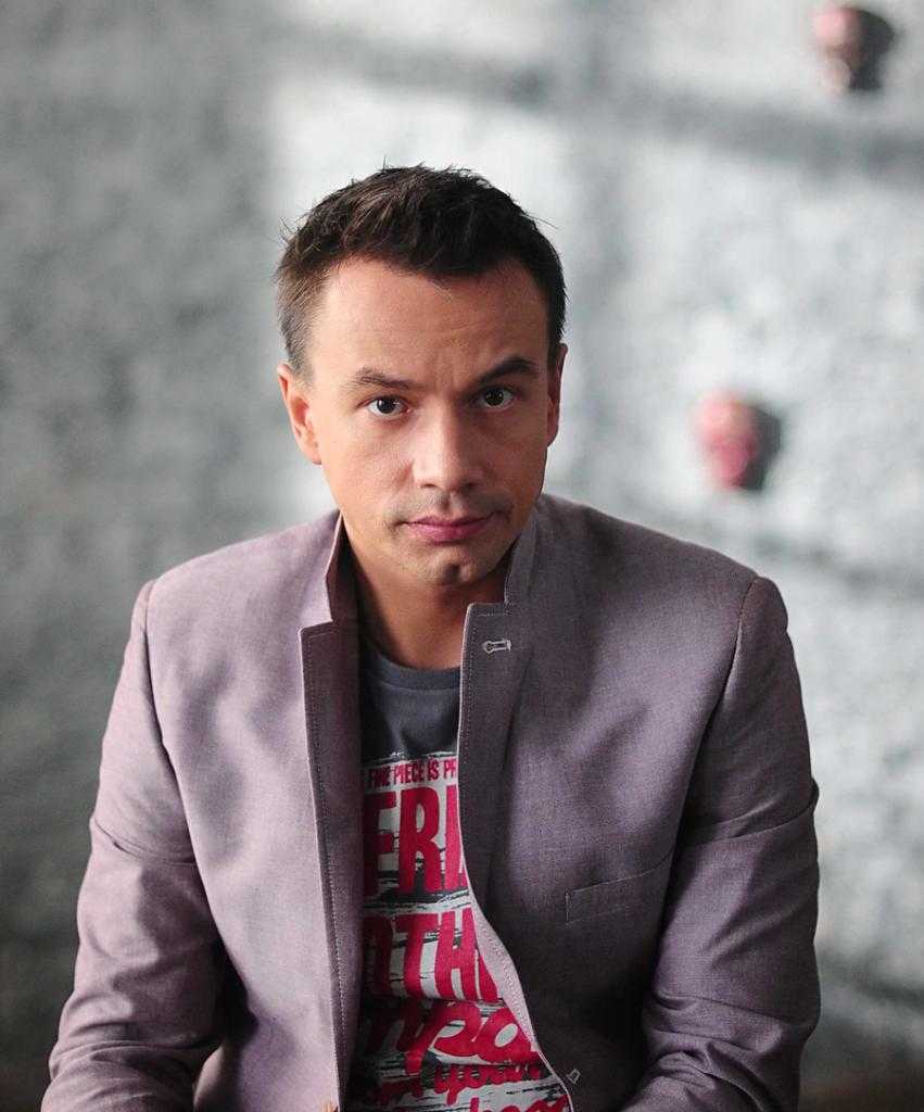 Александр серов: биография, личная жизнь, фото, жена и дети певца, альбомы и песни