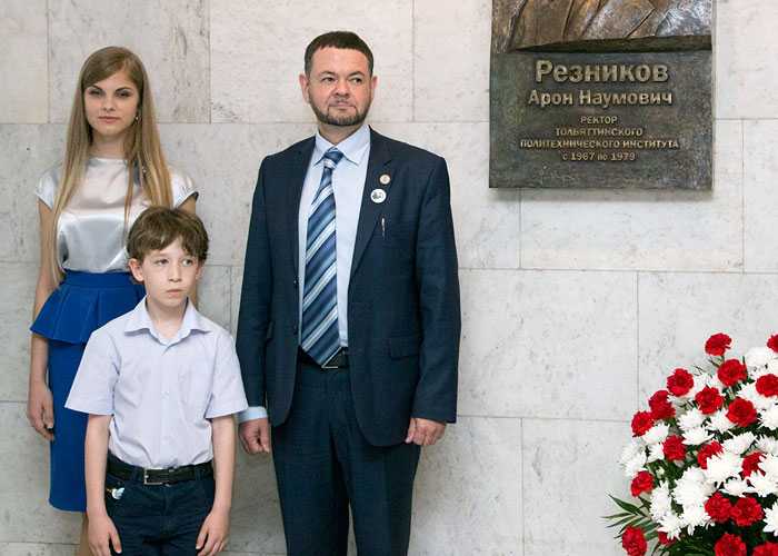 Жена виктора резникова: биография и сколько ей лет сегодня, дети композитора и фото