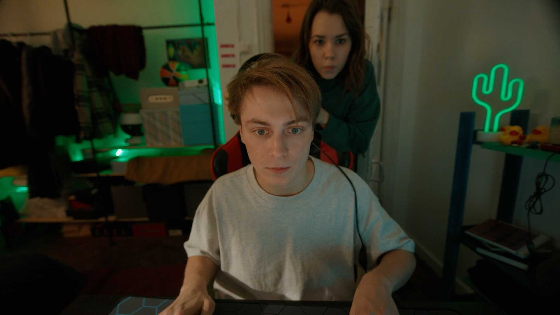 Изи катка 1 сезон (2021) — дата выхода российского сериала на видеосервисе премьер, график серий, сюжет, кадры, актеры и роли
