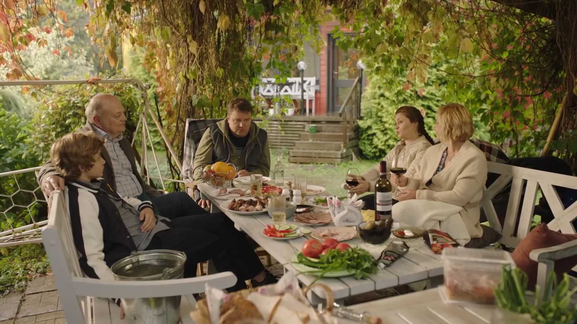 Тётя марта 1 сезон (сериал, стс, 2022) – дата выхода серий, кадры, трейлер, актеры