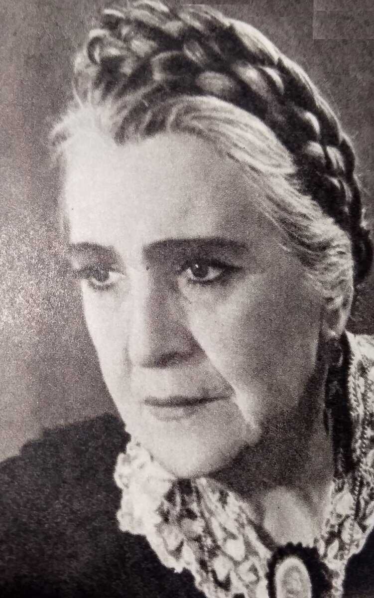 Гоголева елена николаевна (род. в 1900 г. – ум. в 1993 г.)