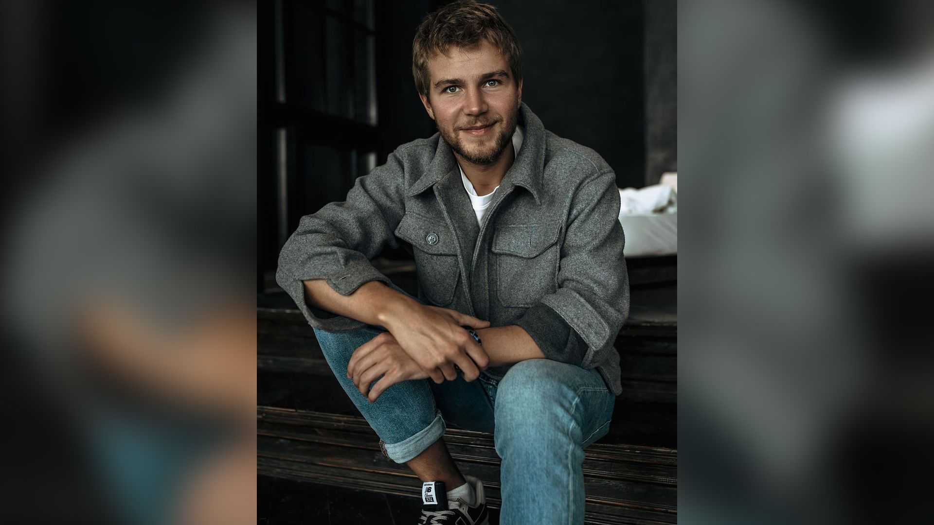Арсений робак: биография, личная жизнь, жена, дети, родители, фильмы, рост, вес