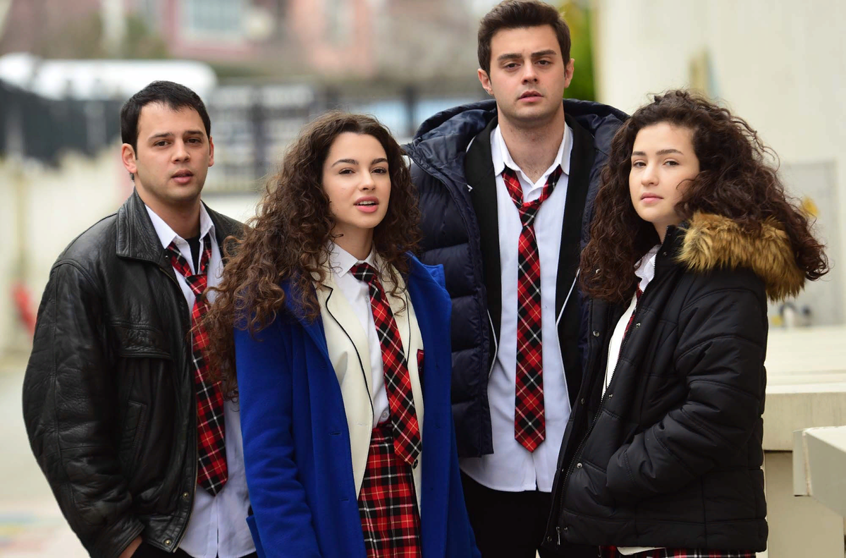 Турецкий сериал «сказка далекого  города | uzak şehrin masalı» 1 сезон (2021) — дата выхода на канале fox, сюжет, график серий, анонс новой серии, кадры, трейлеры, актеры и роли
