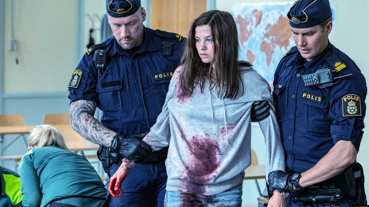 Сериал «старгерл» 2 сезон - дата выхода серий, актеры, сюжет
